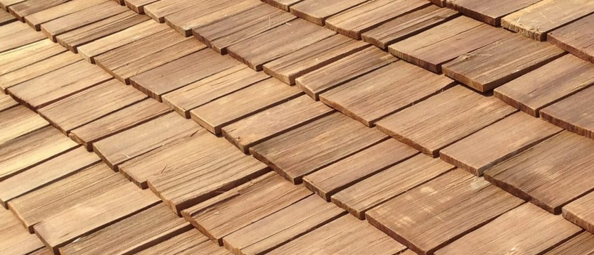 Pros and Cons of Installing Wood Shake Roofs